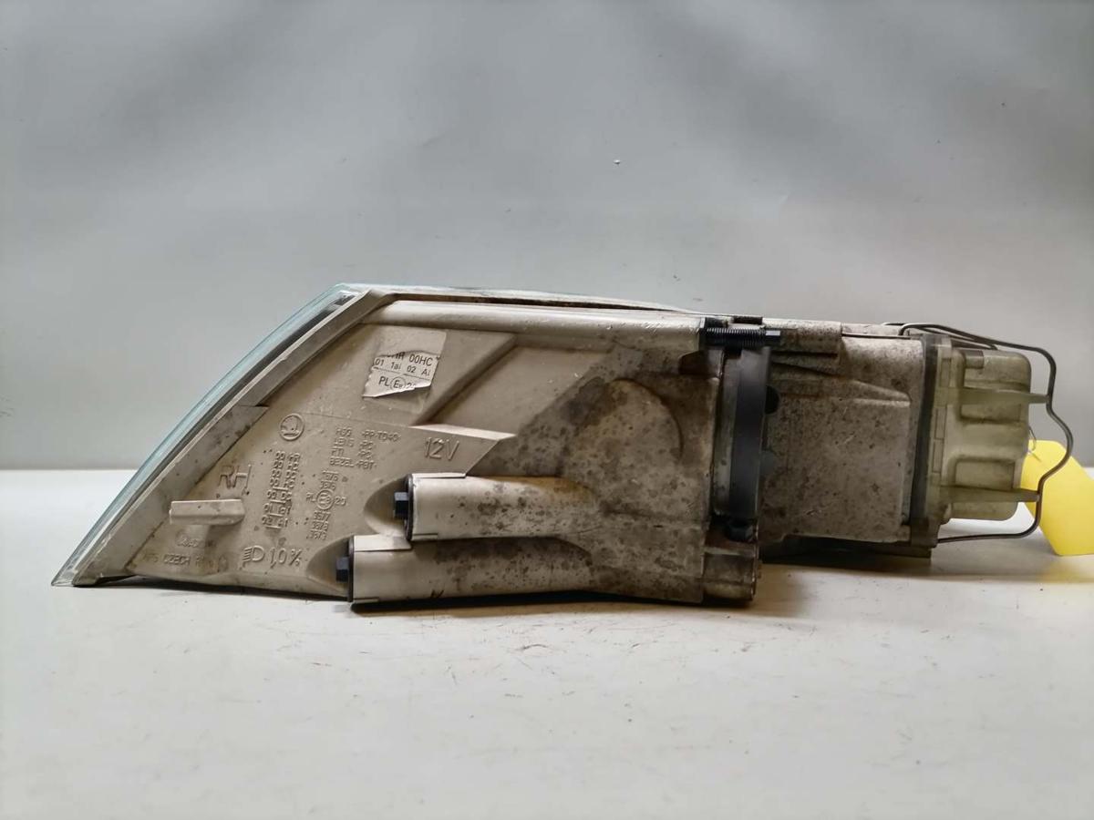 Skoda Octavia 2 original Scheinwerfer vorn rechts Halogen Bj.2005